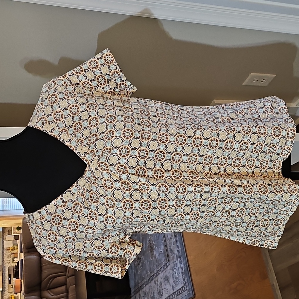 Top - Picture 3 of 15